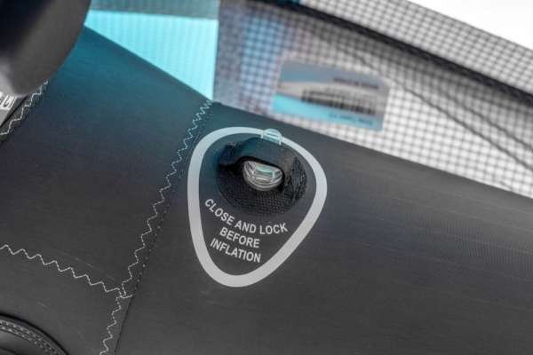 7_ENSIS-TOPSPIN_New-deflate-valve ENSIS TOPSPIN II Dacron<br><small>Boom Wing Freeride | Wave | DW</small>