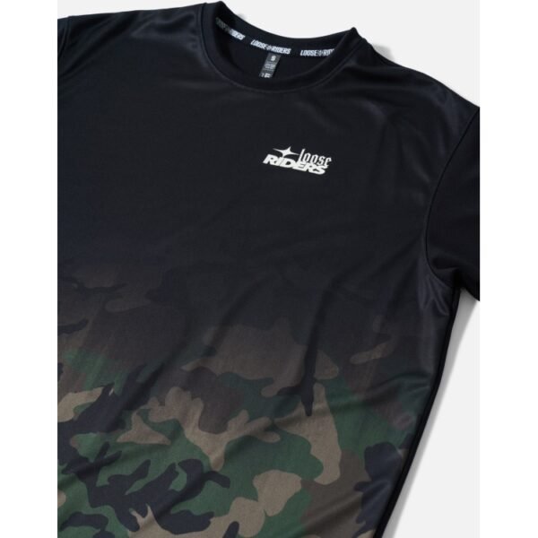EssentialDipped camo