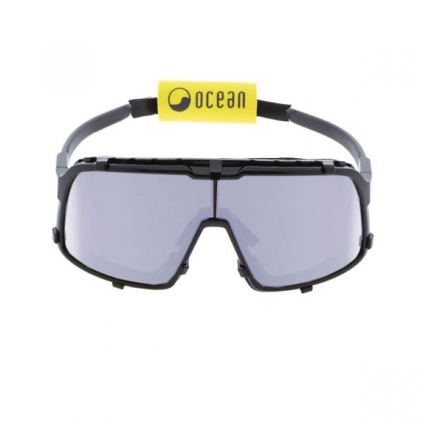 Leucatephotocromic lens